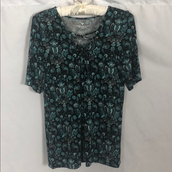 American Eagle Outfitters Tops - American Eagle Floral Short Sleeve Blouse Size M